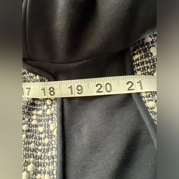 Ann Taylor Deep Navy Blue Tweed Blazer - Picture 3 of 7